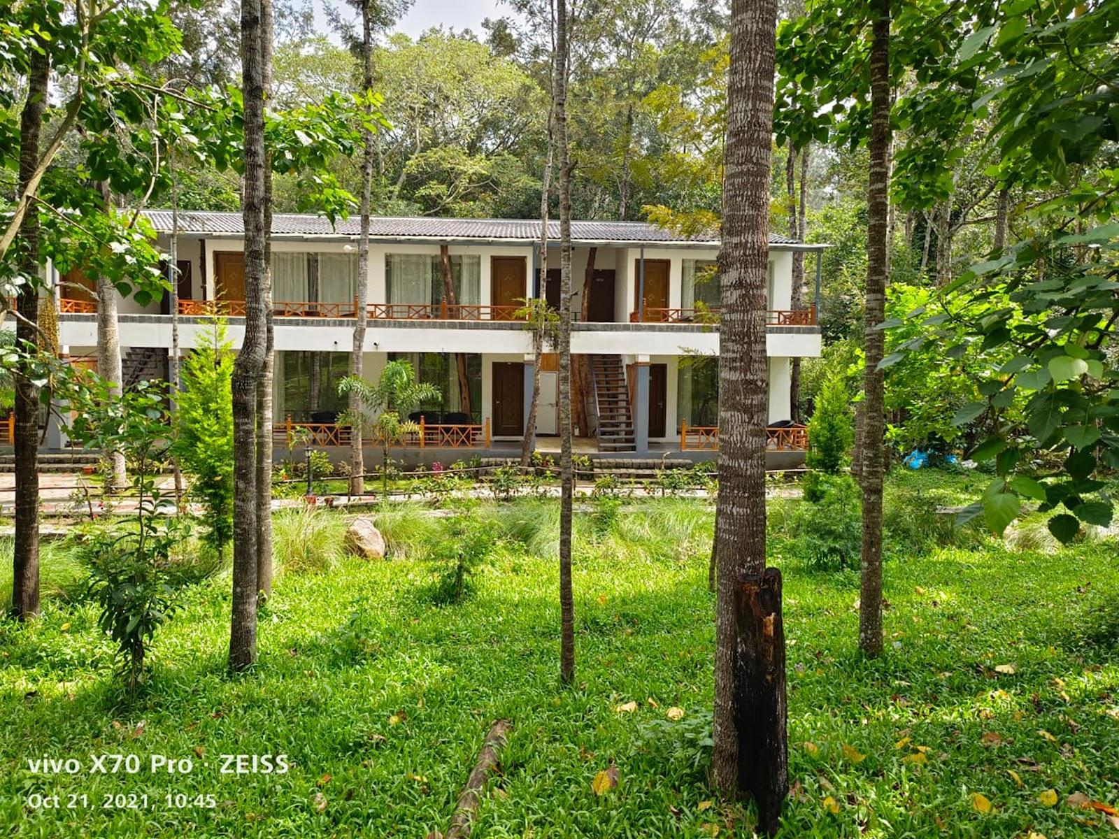 The Mainland Resorts, Yercaud | A Unit of Kolaahalam | 4 star Luxury Resorts Yercaud