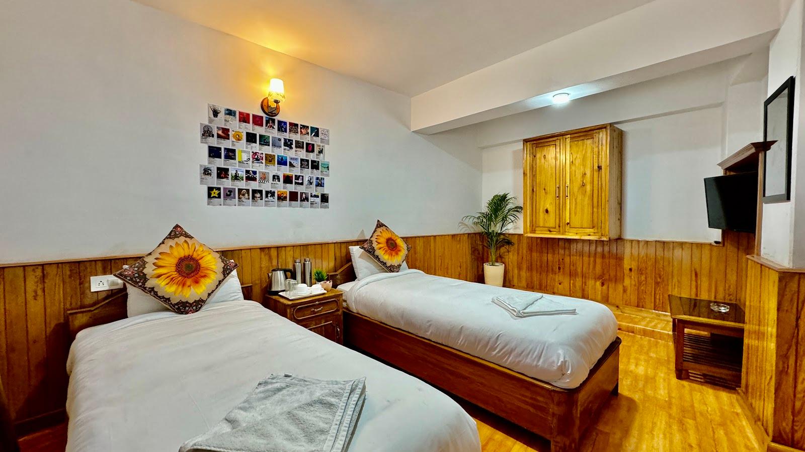 Darjeeling Hillside Inn – photo 3