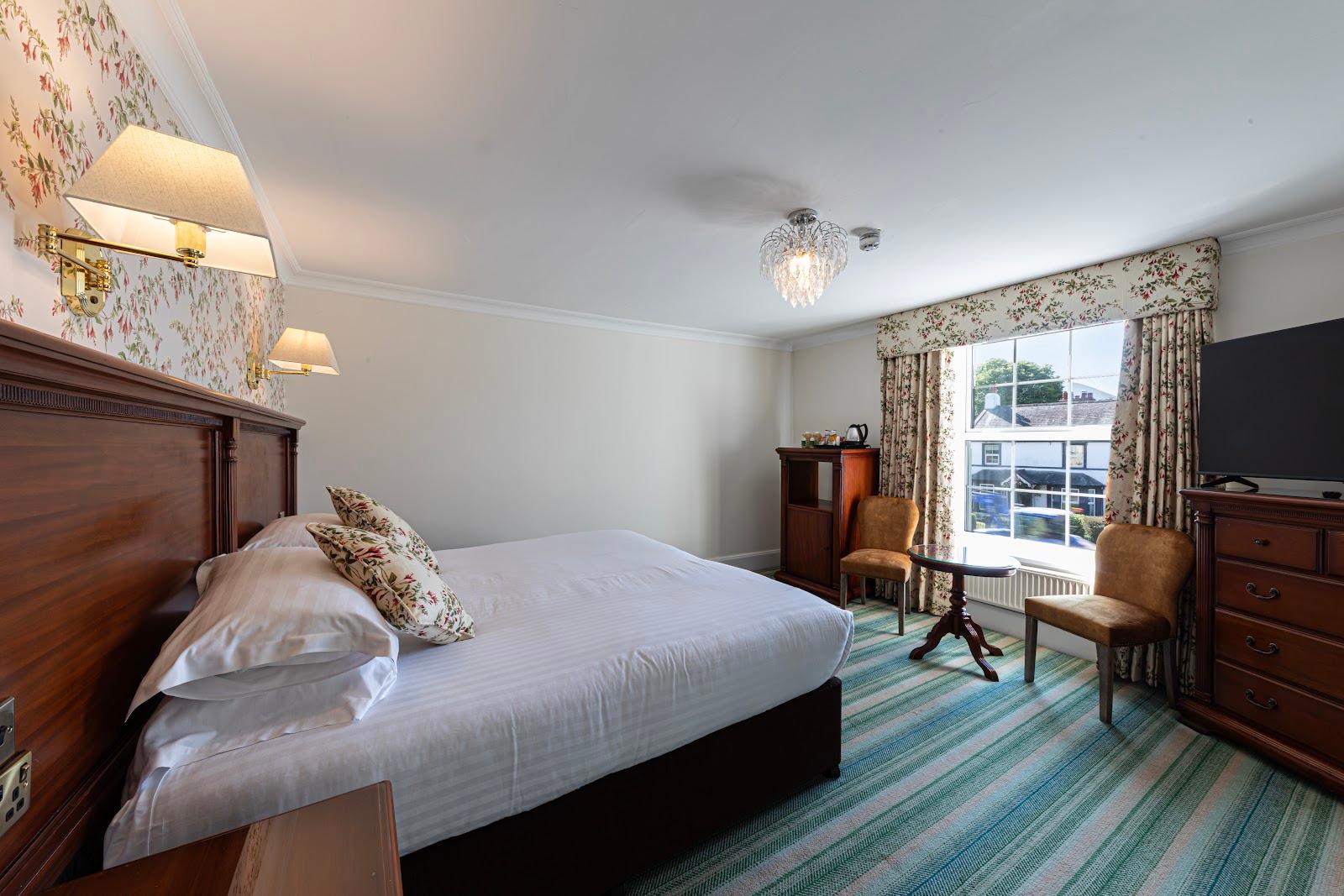 Lake District Castle Inn – photo 2