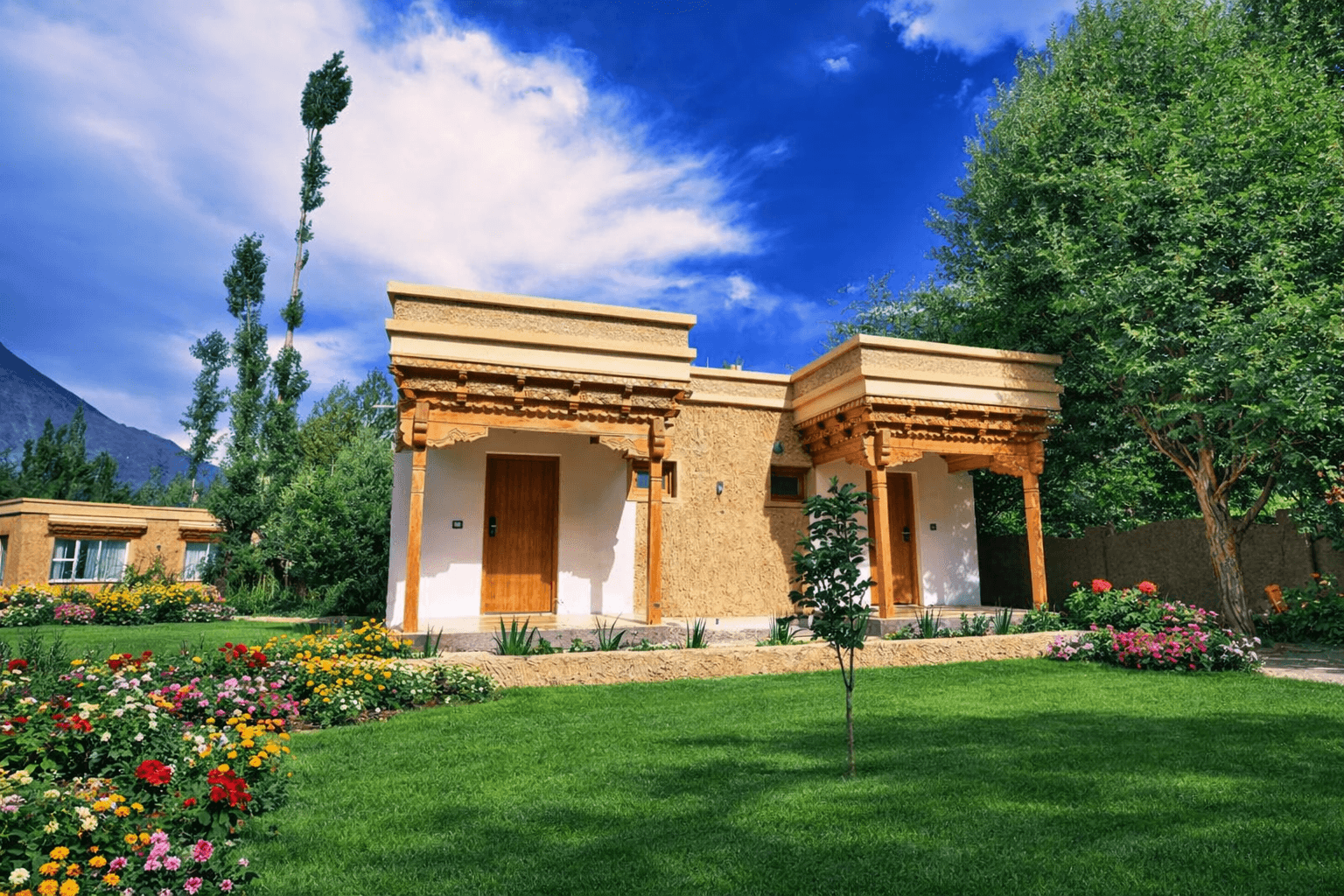 La Shayok Resort - Best Resort Hotel In Nubra Ladakh