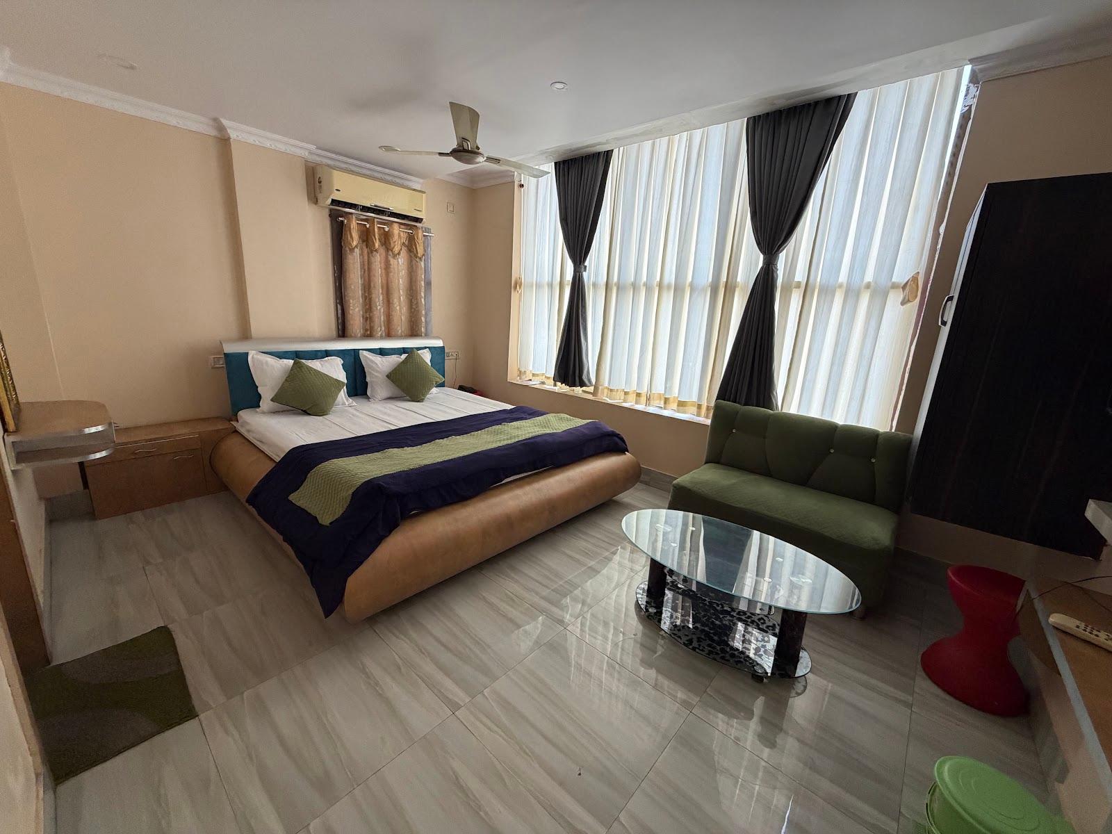 City International Hotel – photo 3
