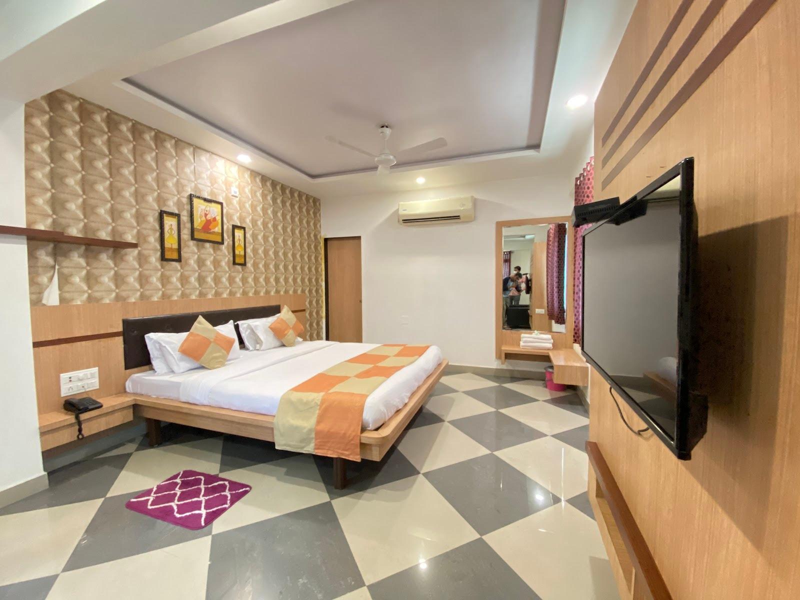 Hotel Gomti – photo 3