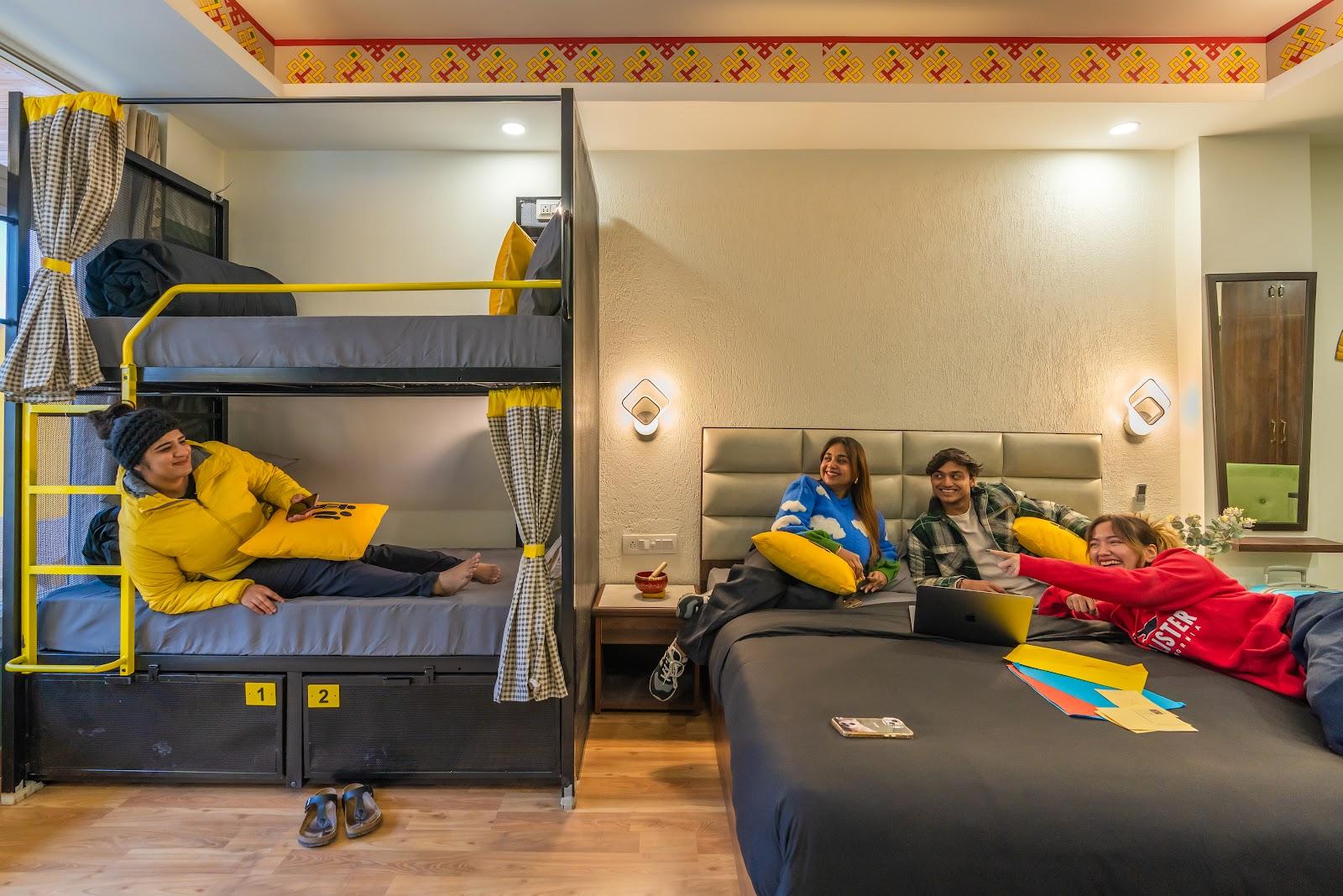 The Hosteller Mcleodganj, Bhagsu Waterfall – photo 3