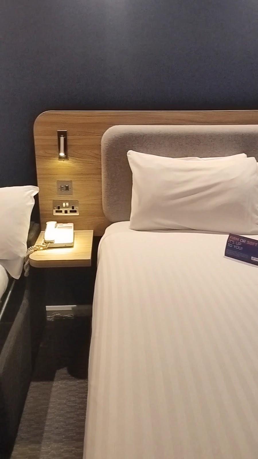 Holiday Inn Express London - Stratford by IHG – photo 2