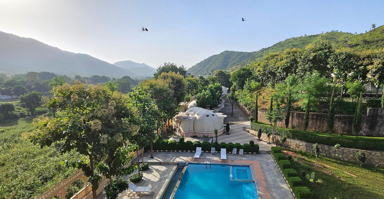 KAVISH HOLIDAY HILL RESORT n SPA -A Luxury Boutique Resort in UDAIPUR – photo 4