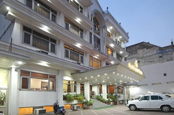 Le Grand Hotel – photo 1