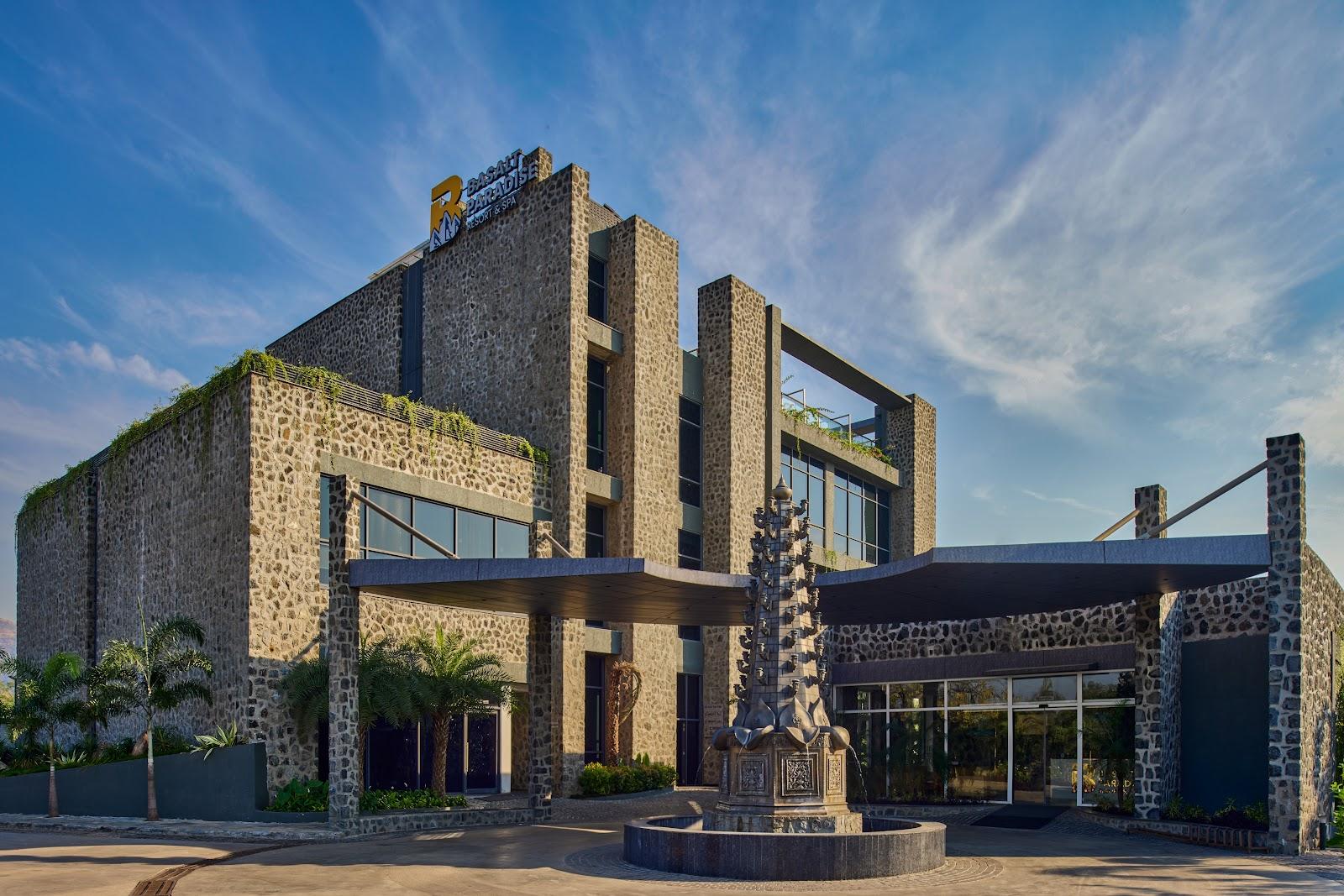 Basalt Paradise Resort and Spa – photo 1