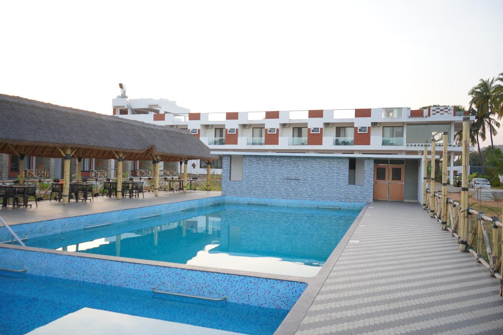 Hampi Delmont Resort – photo 4