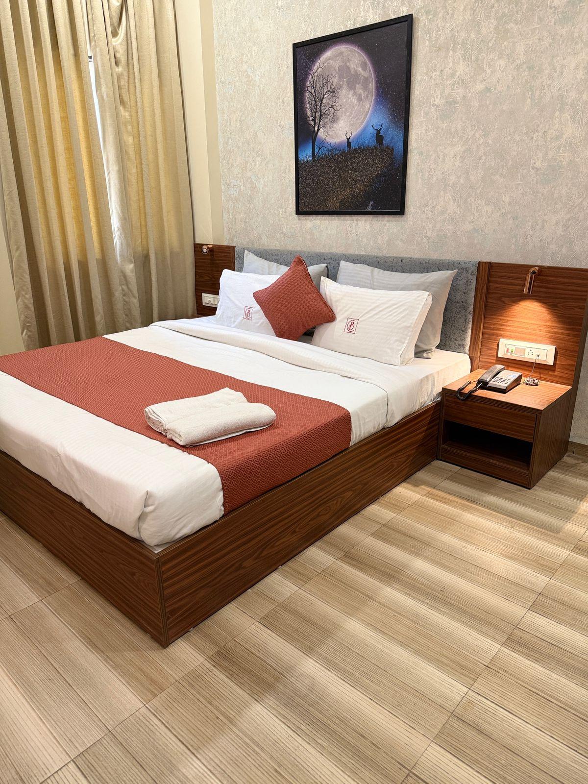 Hotel Weekend By Benchmark – photo 1