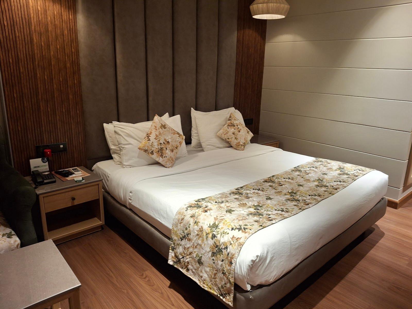 The Cindrella Hotel – photo 3