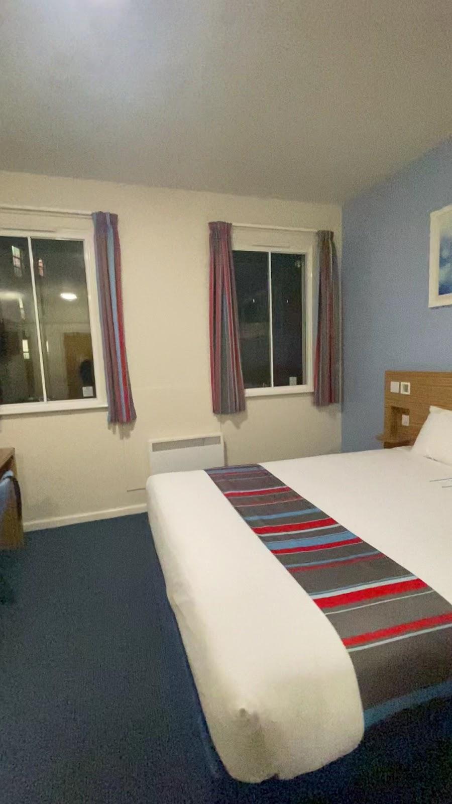 Travelodge Leeds Central Vicar Lane – photo 2