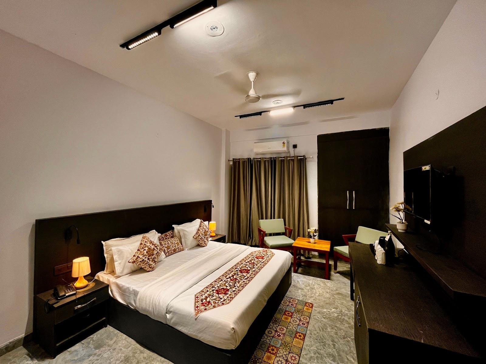 Hotel Aura Residency by Sitara Group – photo 4