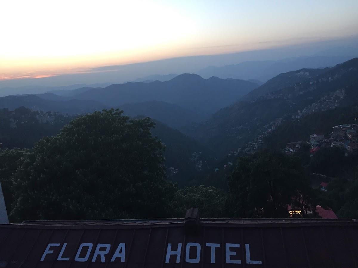 Hotel White – photo 1