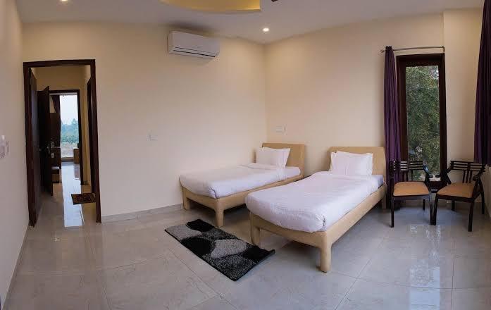 The Darien Resort – photo 2