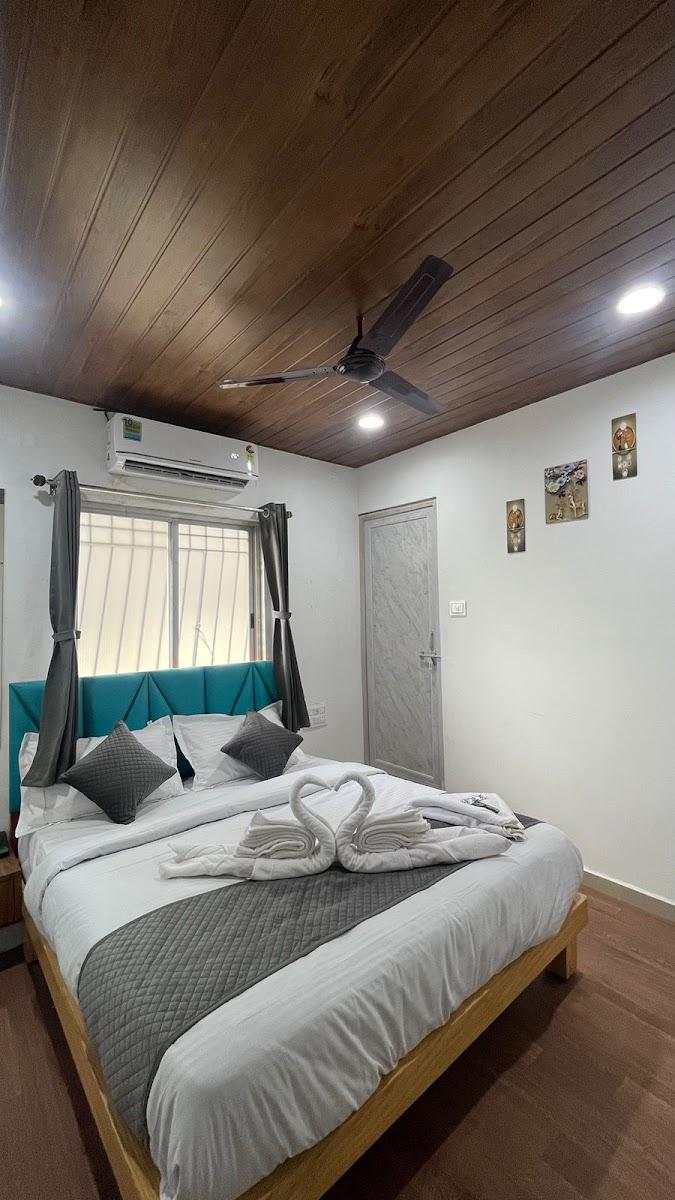 Hotel Silk / Hotel AC Rooms / hotels near Parvat Patiya – photo 4