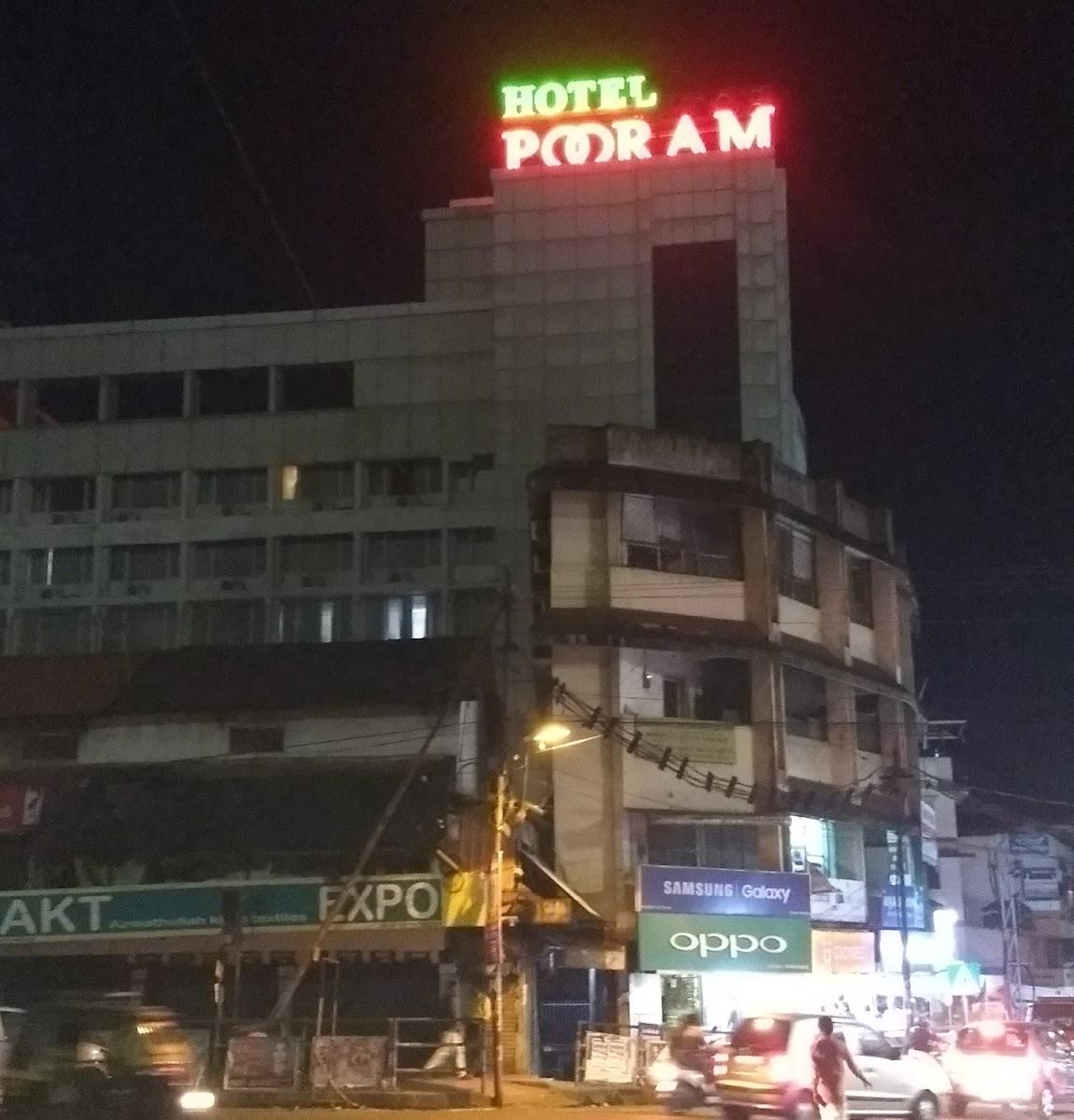 Hotel Pooram International – photo 2