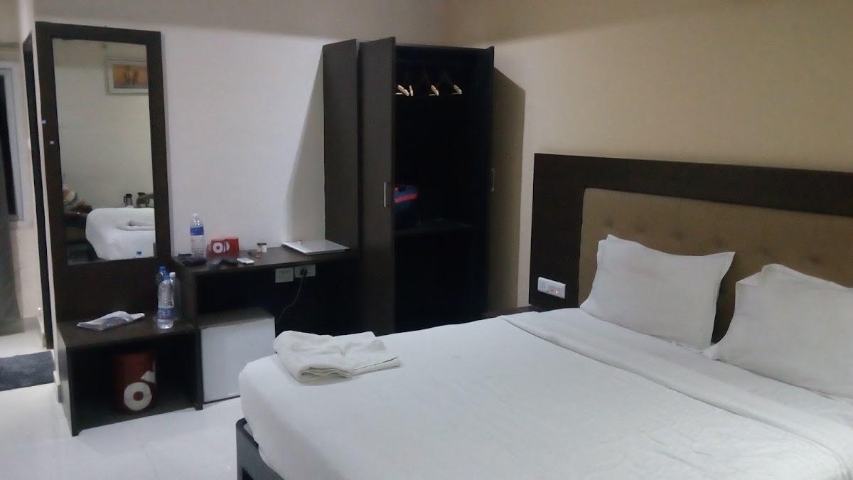 Hotel Udayee International