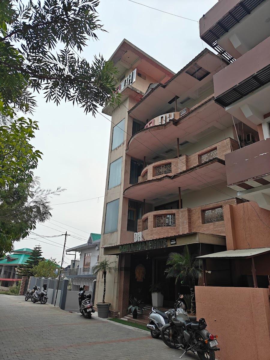 Hotel Dh – photo 2