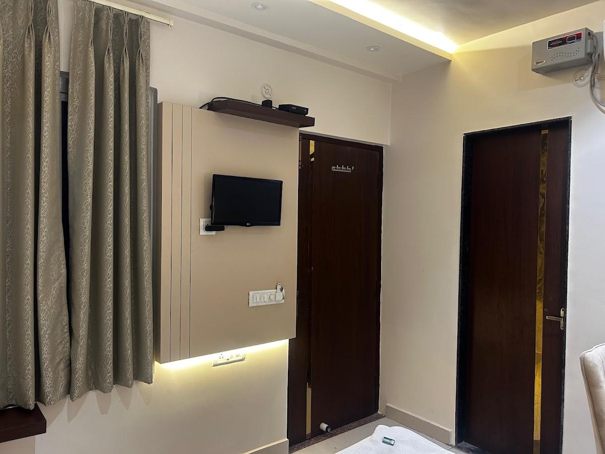 Hotel Kashi Varanasi – photo 2