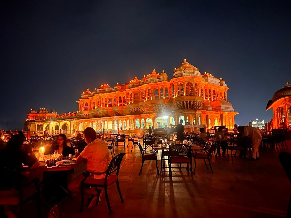 Chunda Palace – photo 2