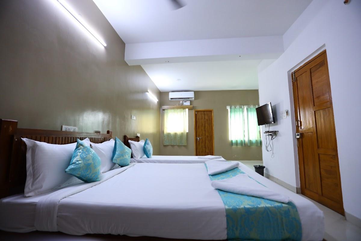 Starlight Hotels DLF – photo 3