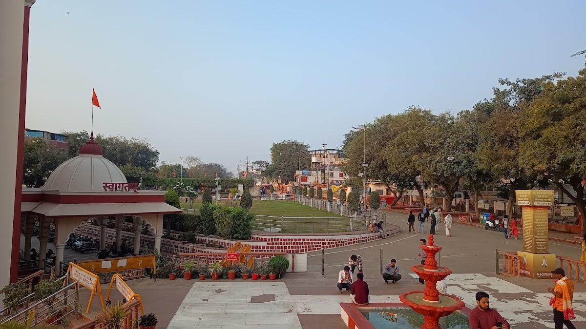 माधव सेवा न्यास, ( महाकालेश्वर यात्री निवास )