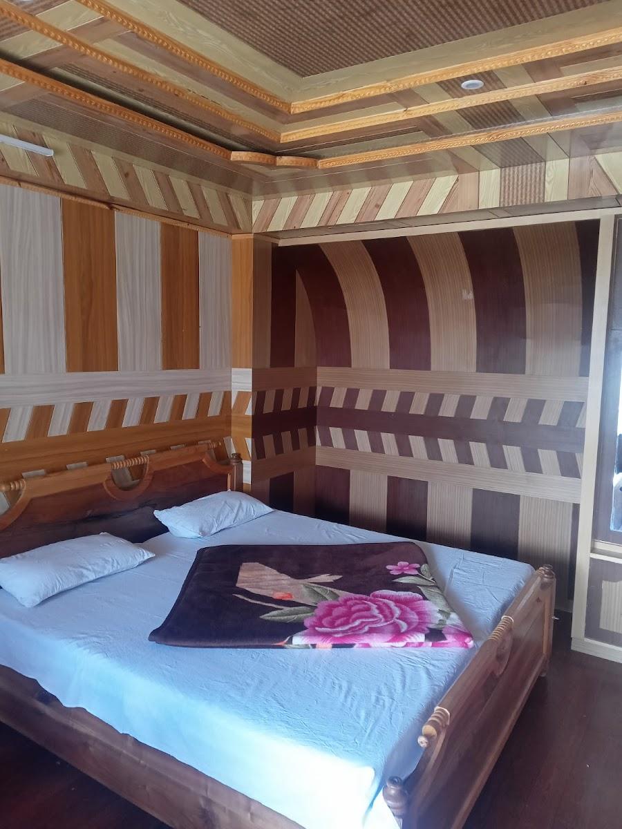 Winter Peak GuestHouse