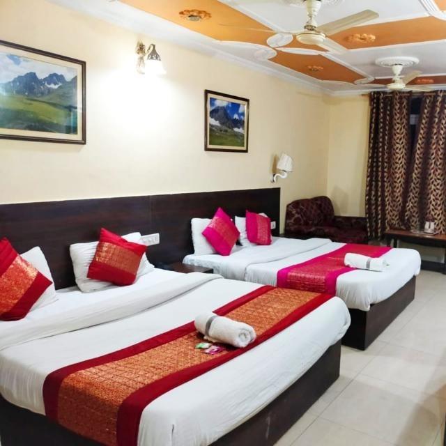 Hotel Star of Kashmir – photo 2