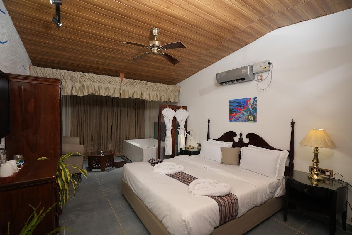 Neer Tarang Lake View Retreat – photo 4
