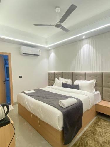 Hotel Narayana Grand – photo 2