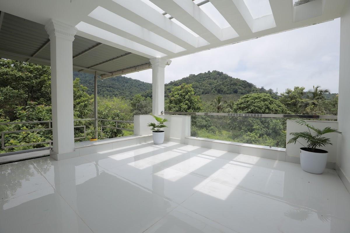 Lake N Hill Home Stay – photo 1