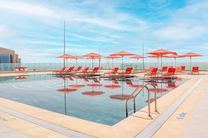The Bentley Luxury Hotel & Suites – photo 1