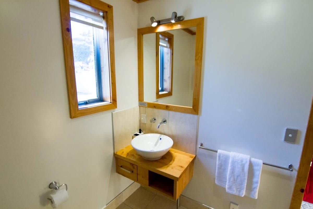 Coronation Lodge – photo 2