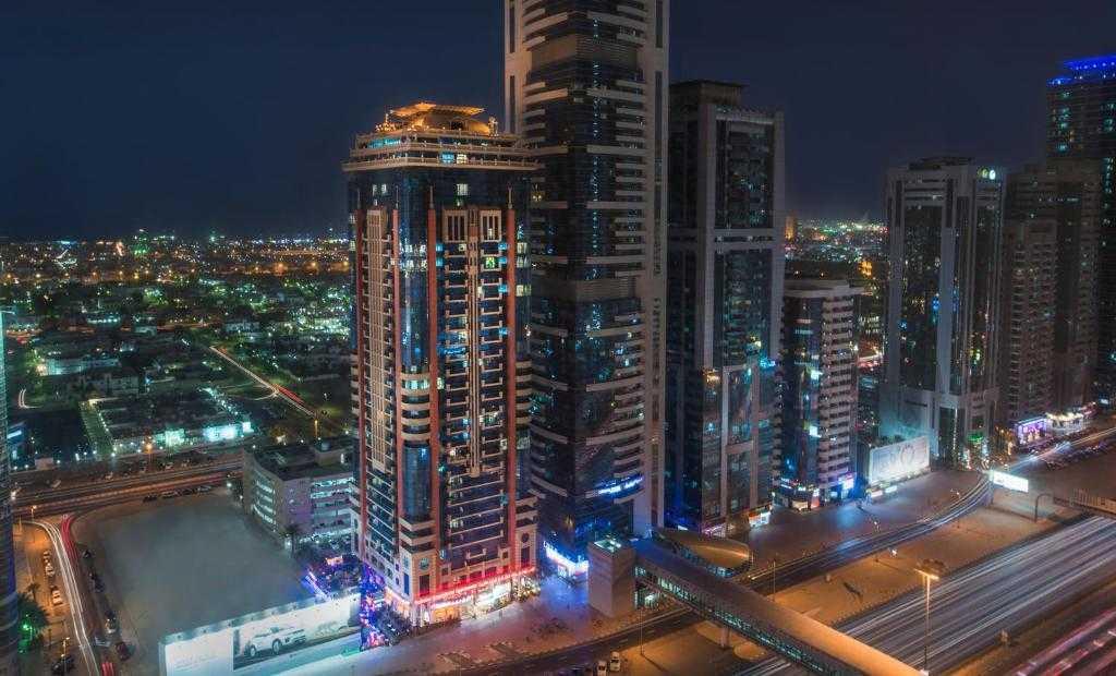Sunday Mega Hotel Sheikh Zayed Road Near DIFC formerly Emirates Grand Hotel – photo 4