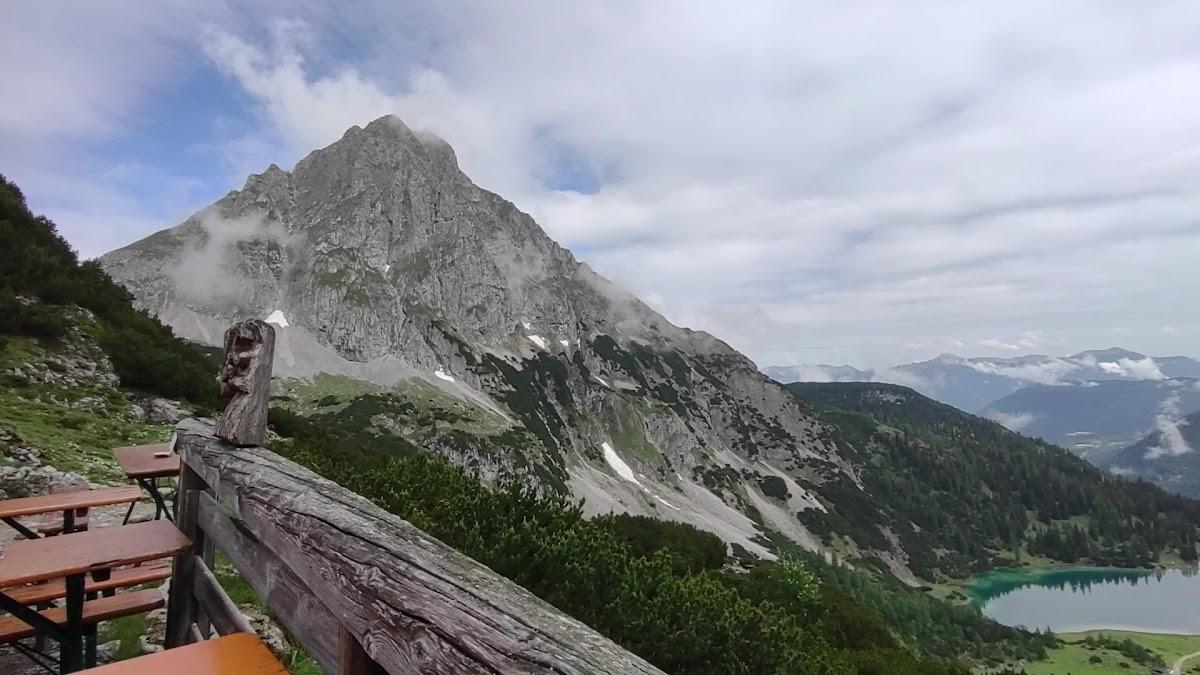 Coburger Hut – photo 1