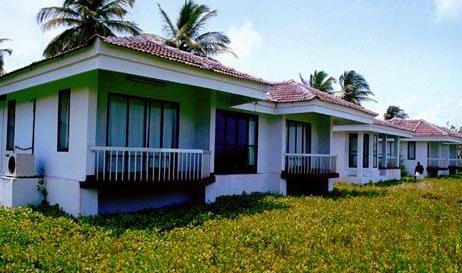 Kadmat Island Beach Resort – photo 1