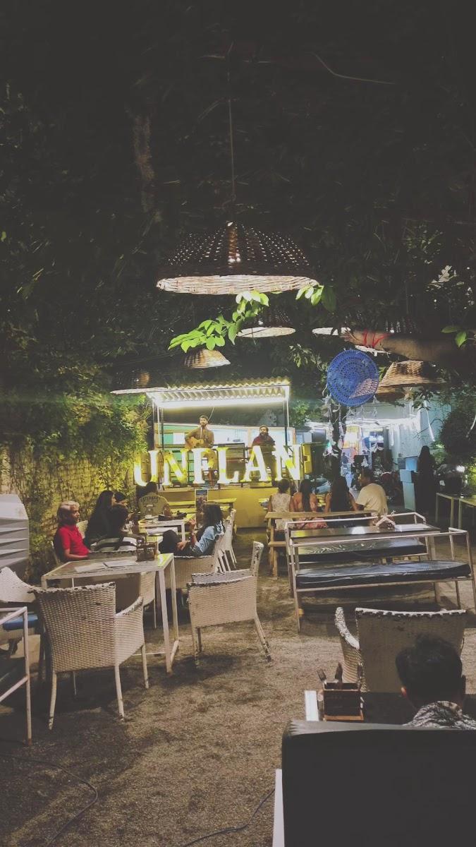 Unplan - by the lake – photo 3