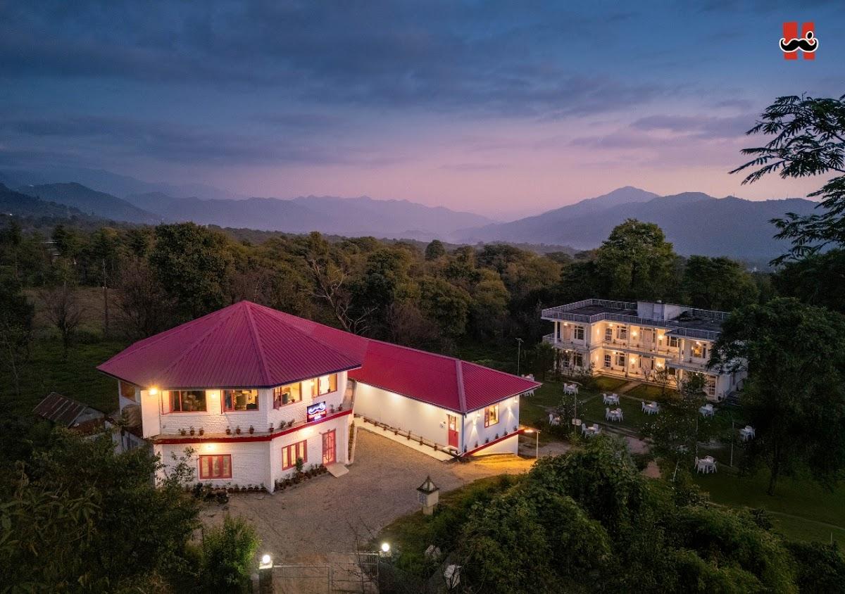 Moustache Hostel Bir