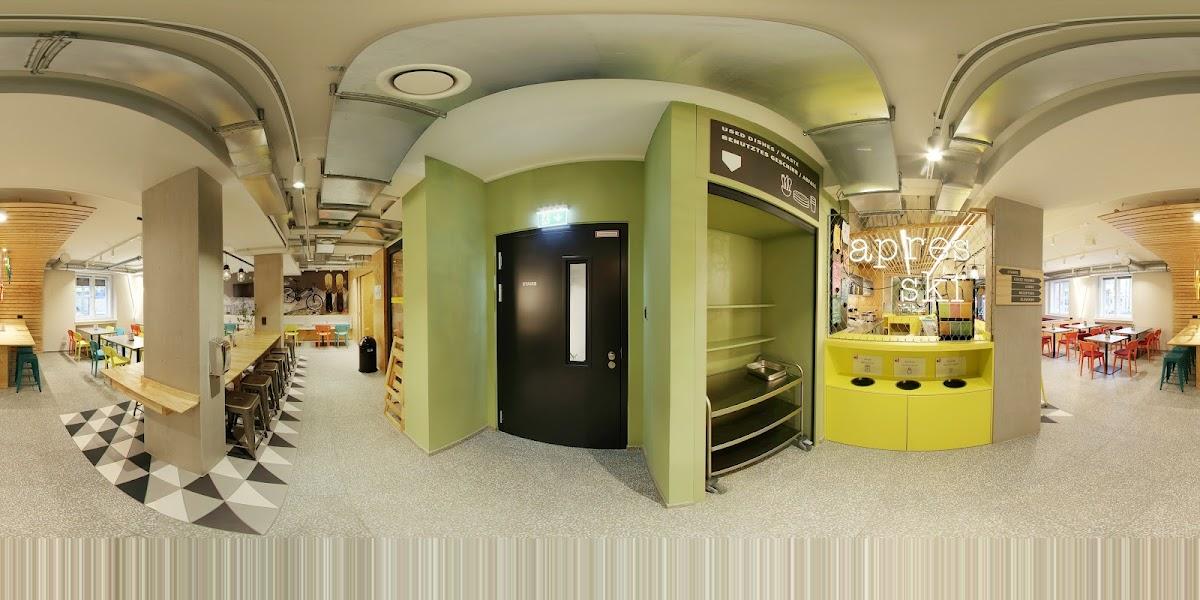MEININGER Hotel Innsbruck Zentrum – photo 4