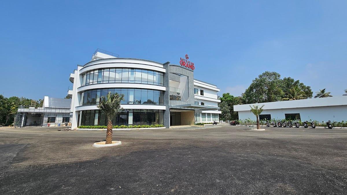 Kottayam Grand Hotel & Convention Centre – photo 1