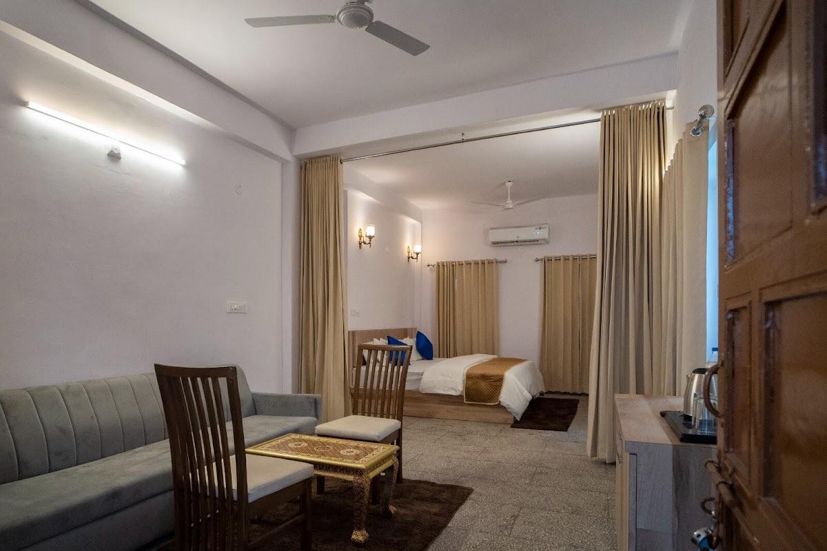 Devdarshan Hotel & Restaurant – photo 1