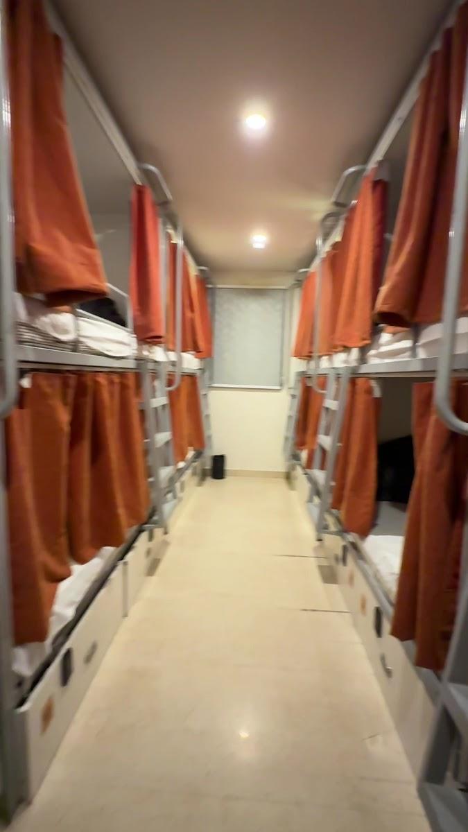 The Metrostay POD Hotel – photo 4