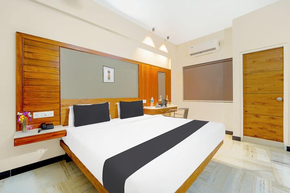 Super Hotel O by OYO Broadway Ernakulam – photo 1