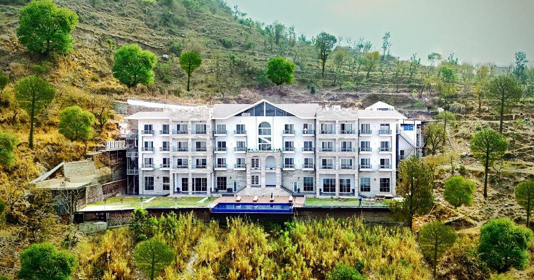 The Belvedere Kasauli – photo 1
