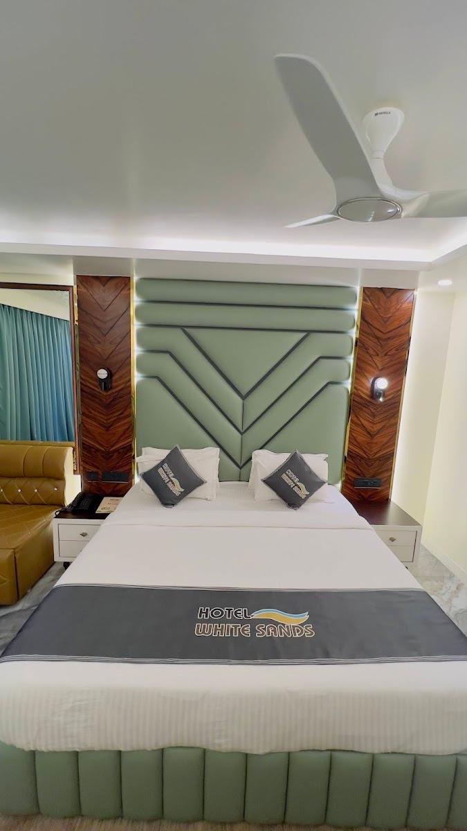 Hotel White Sands Puri – photo 1