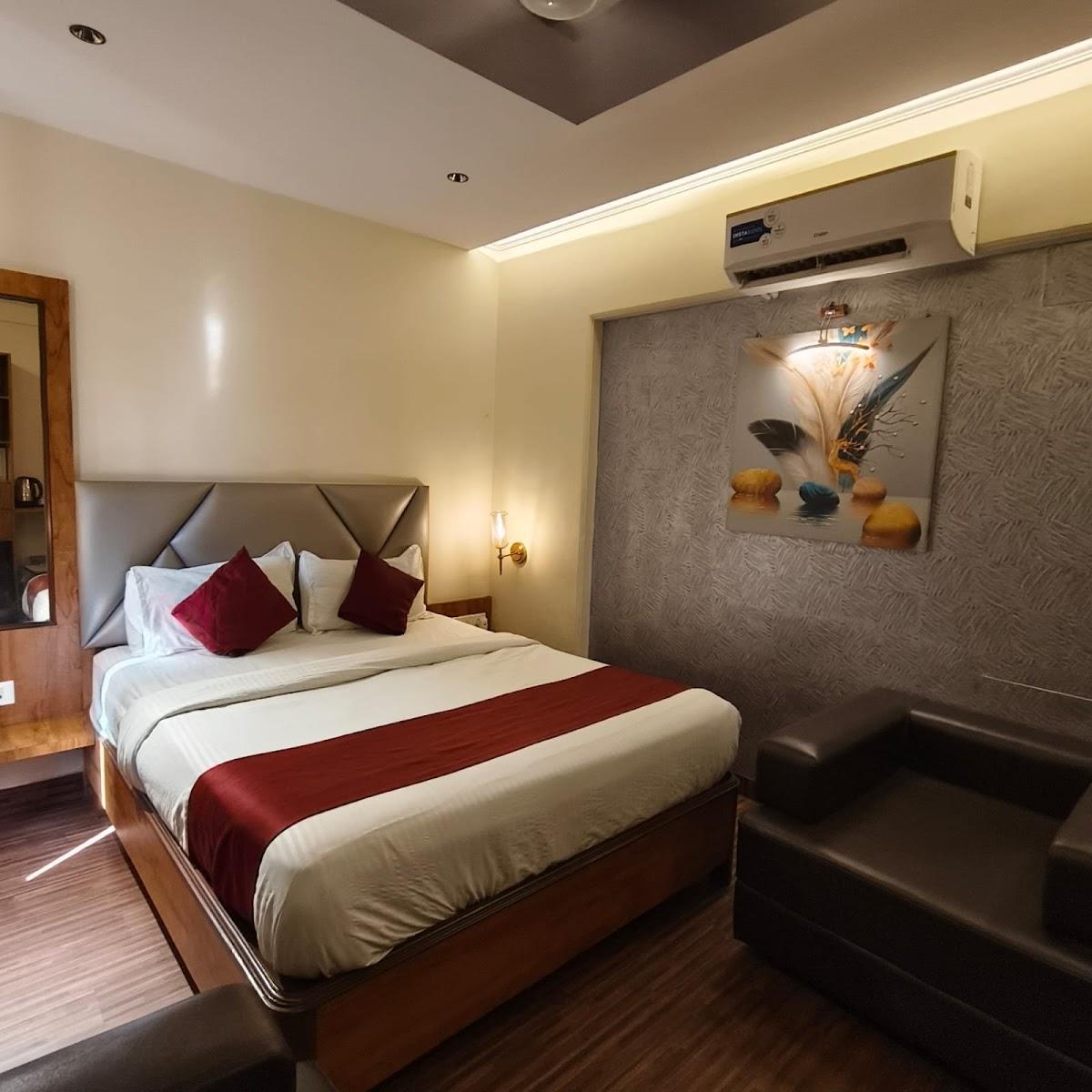 Sienna Suites – photo 2