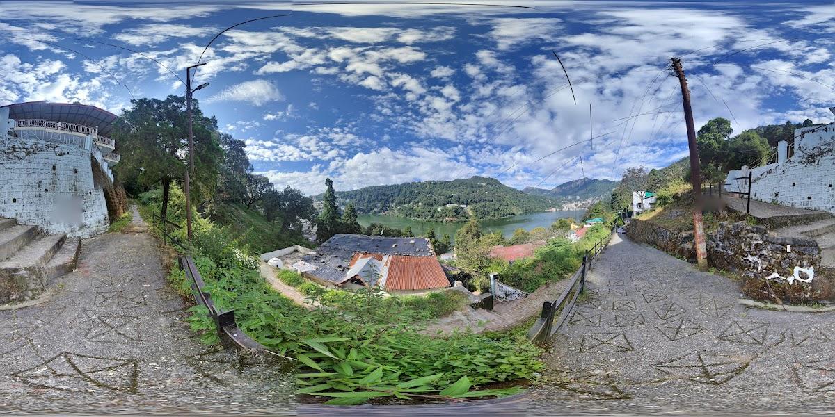 Hotel Kurmanchal – photo 2