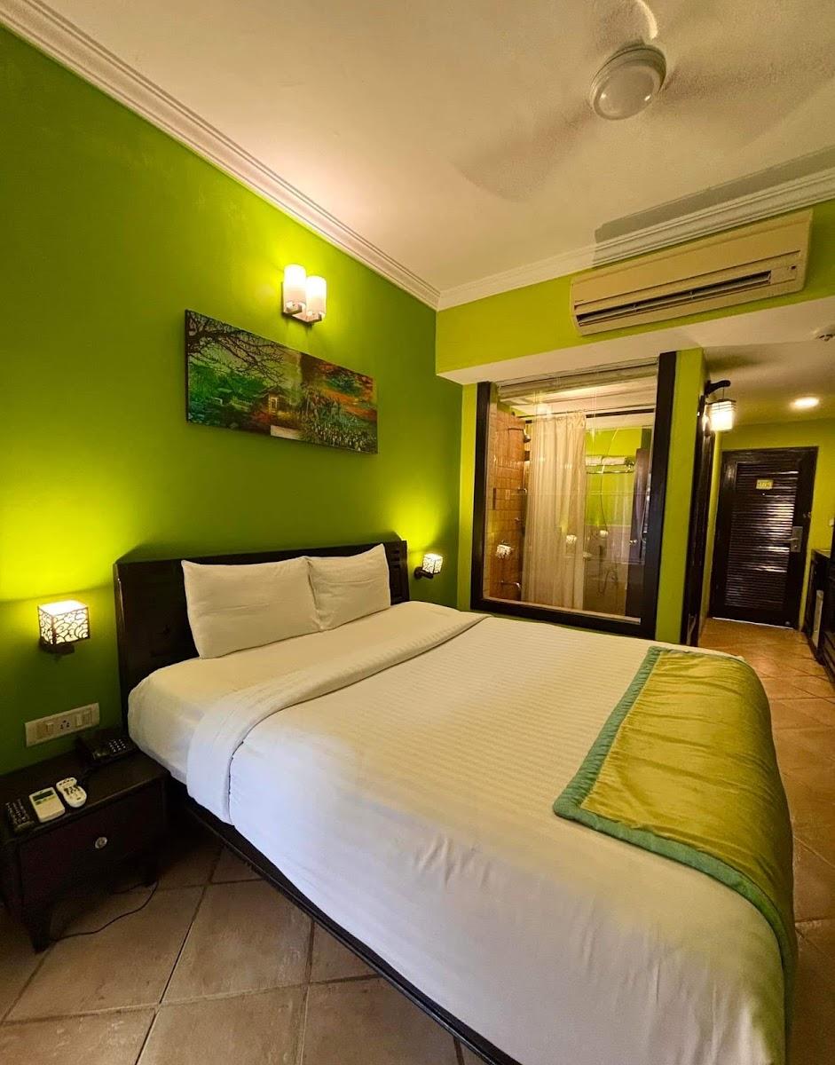 The Baga Marina Beach Resort and Hotel – photo 1