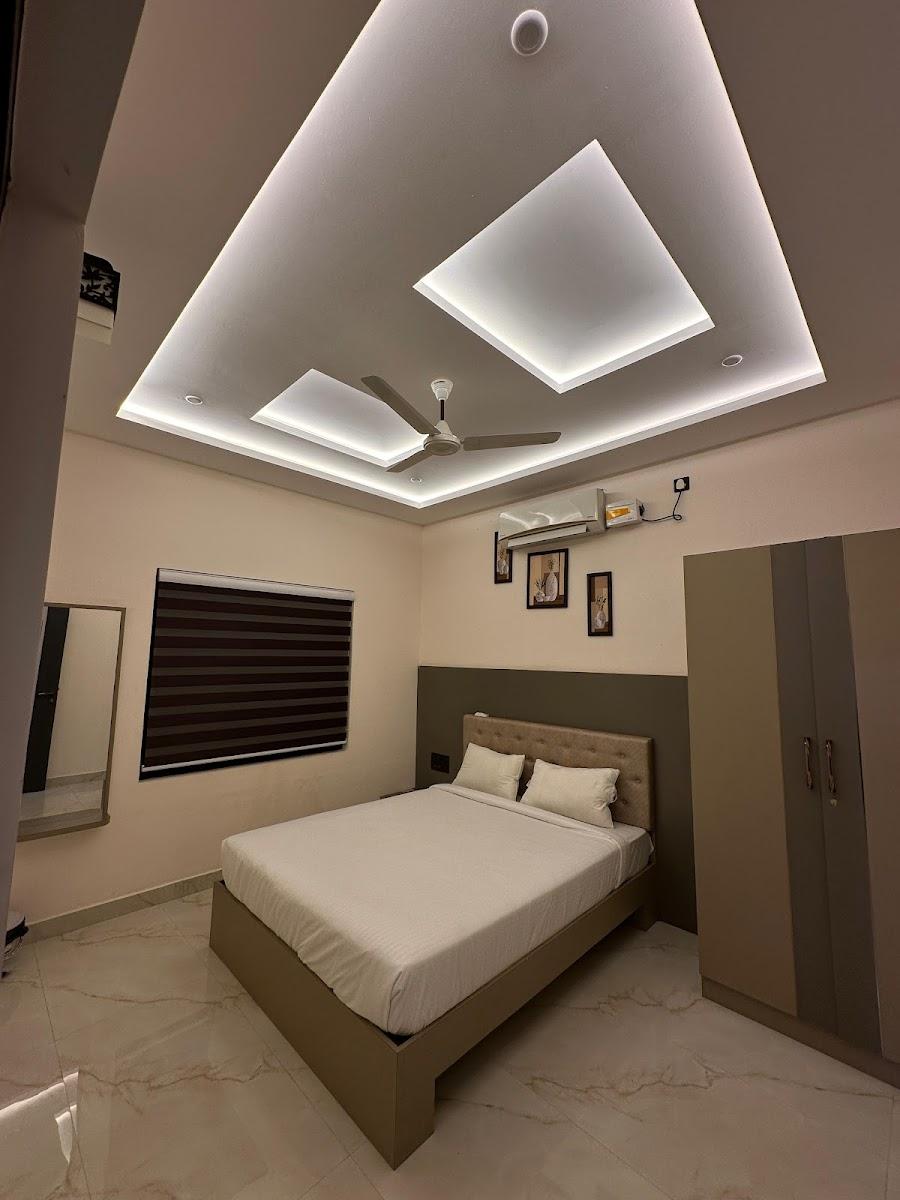 Half moon Home stay – photo 2