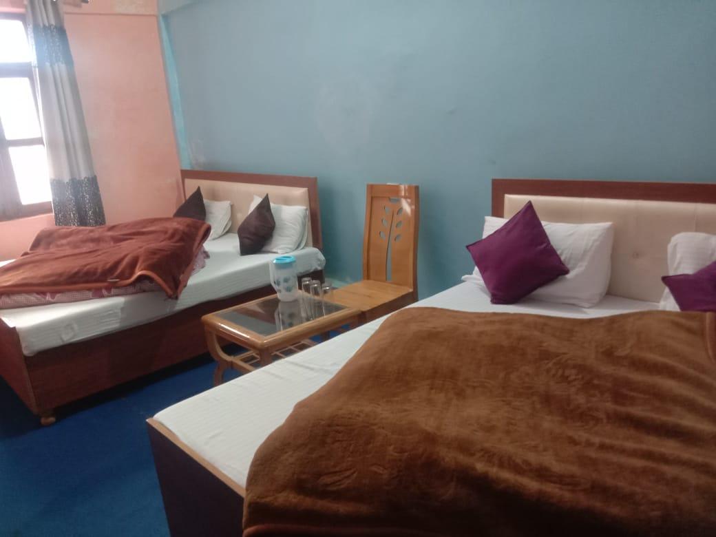 HOTEL HIMGIRI